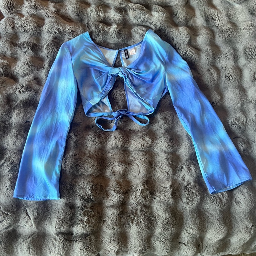 Divided Blue Tie-Front Crop Blouse